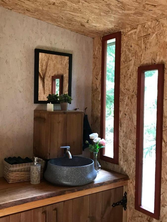 Готель Kuusehaldja Glamping Kohila Екстер'єр фото