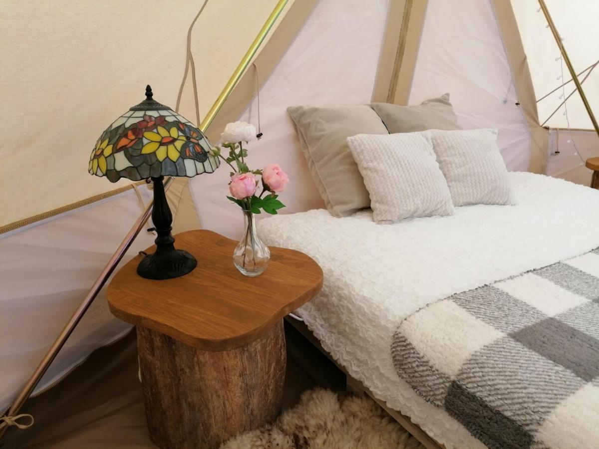 Готель Kuusehaldja Glamping Kohila Екстер'єр фото